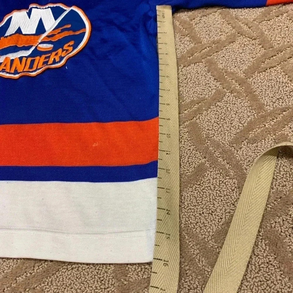 Vintage 80s New York Islanders  NHL Jersey SMALL - Picture 8 of 10